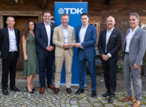 AVNET Abacus recibe el Silver Award 2023 en los premios de distribución de TDK